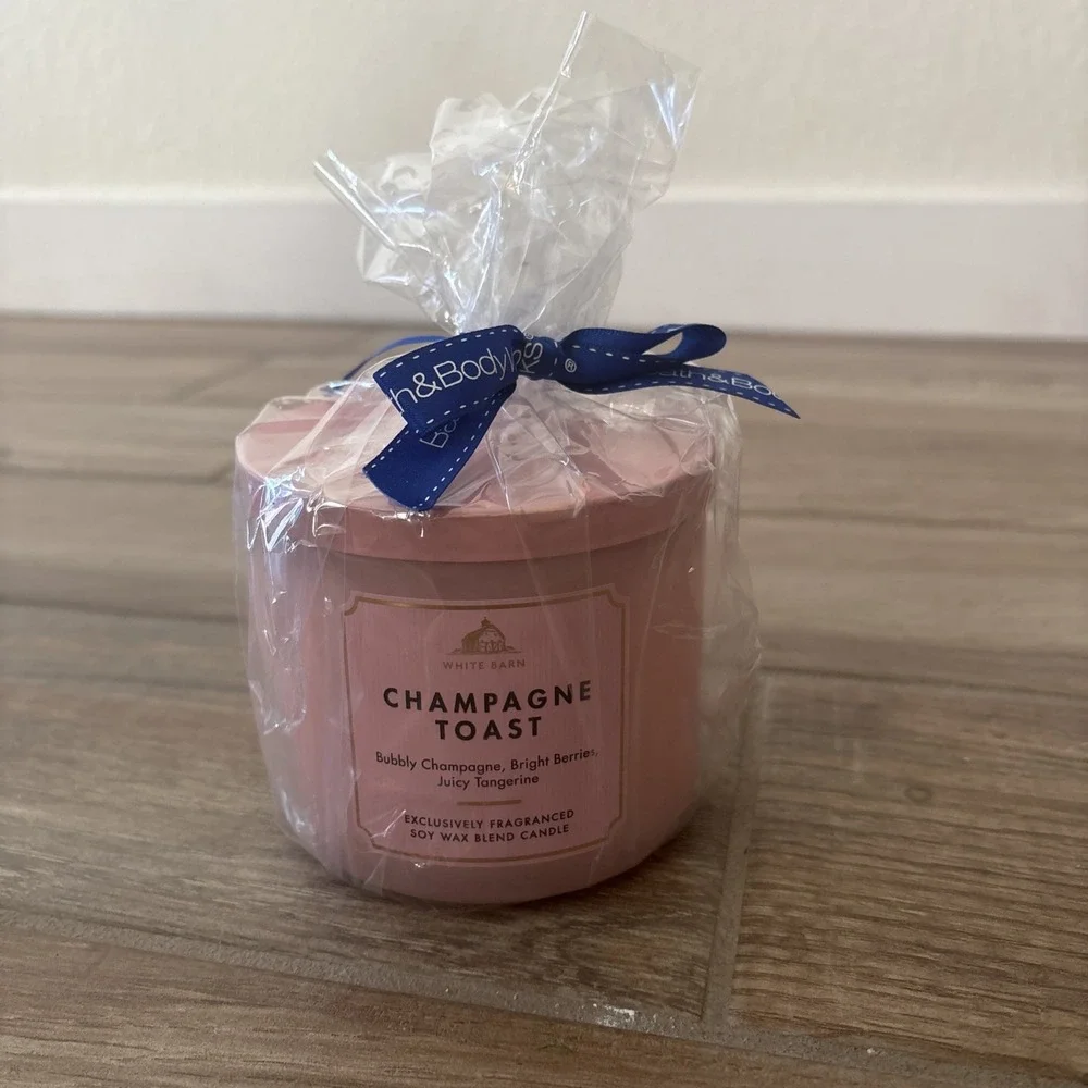 Bath & Body‎ Works CHAMPAGNE TOAST Large 3 Wick Candle Berry Citrus 14.5 oz New